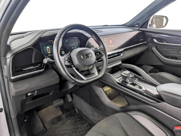 Geely Monjaro I Рестайлинг с пробегом 2024 года, цена 3 350 000 рублей, 52950 км, внедорожник, Автокод Объявления