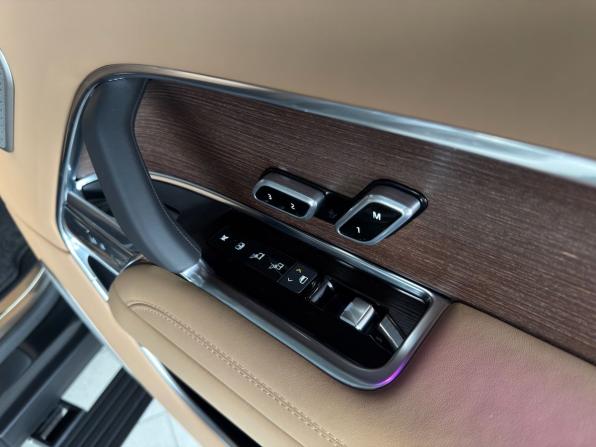 Land Rover Range Rover V с пробегом 2025 года, цена 33 500 000 рублей, 10 км, внедорожник, Автокод Объявления