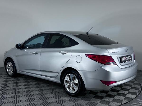Hyundai Solaris I Рестайлинг с пробегом 2016 года, цена 925 000 рублей, 146000 км, седан, Автокод Объявления