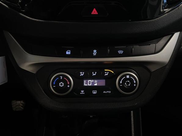 Lada (ВАЗ) Vesta I с пробегом 2017 года, цена 1 215 000 рублей, 120743 км, универсал, Автокод Объявления