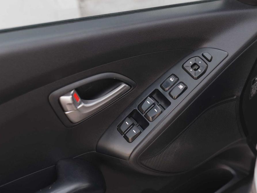 Hyundai Tucson I Новосибирск  - изображение 15