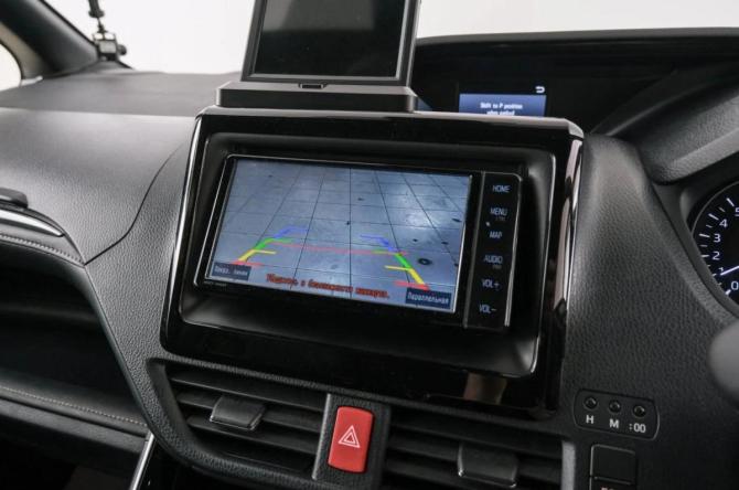 Toyota Esquire I Рестайлинг с пробегом 2021 года, цена 3 089 000 рублей, 64300 км, минивэн, Автокод Объявления