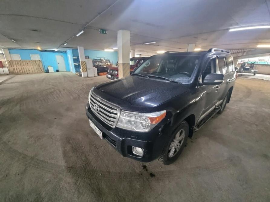 Toyota Land Cruiser 200 Series Рестайлинг 1 Санкт-Петербург  - изображение 3