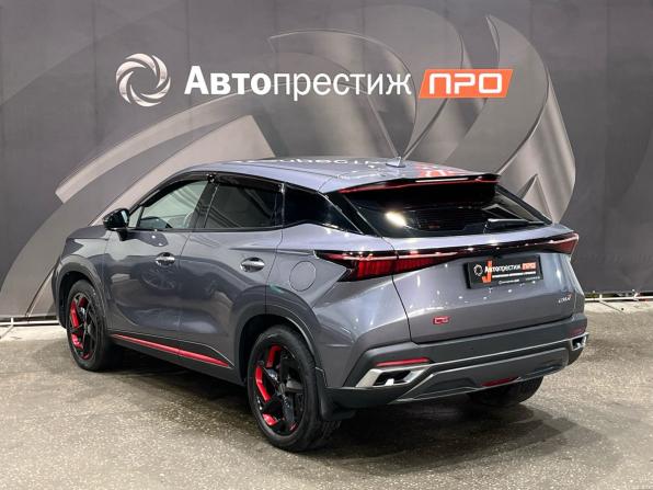 Omoda C5 I с пробегом 2023 года, цена 1 595 000 рублей, 44592 км, внедорожник, Автокод Объявления