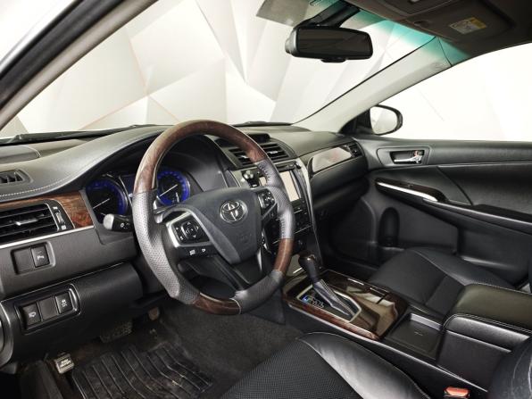 Toyota Camry VII (XV50) Рестайлинг с пробегом 2017 года, цена 1 647 000 рублей, 276844 км, седан, Автокод Объявления