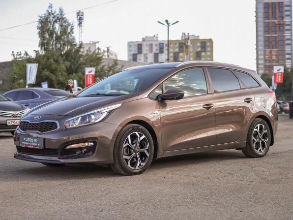Kia Ceed II Рестайлинг с пробегом 2017 года, цена 1 349 000 рублей, 171609 км, универсал, Автокод Объявления