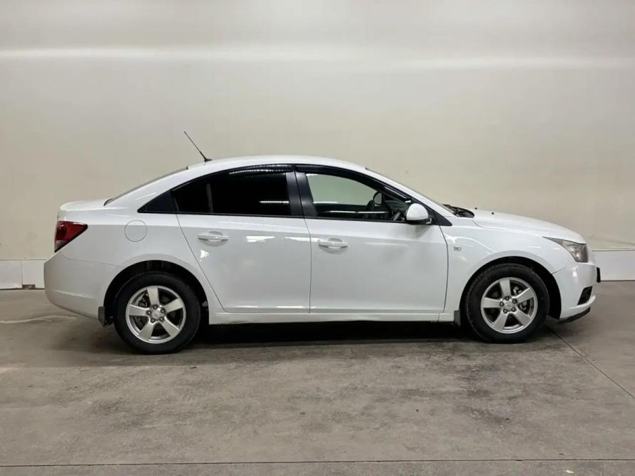 Chevrolet Cruze I Саратов  - изображение 6
