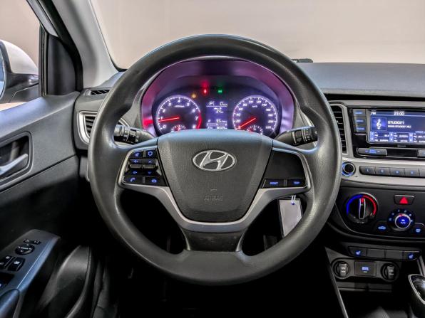 Hyundai Solaris II Рестайлинг с пробегом 2022 года, цена 1 445 000 рублей, 86505 км, седан, Автокод Объявления