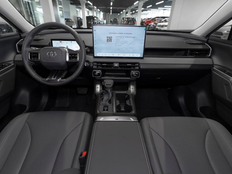 Toyota RAV4 VI (XA60) Москва  - изображение 8