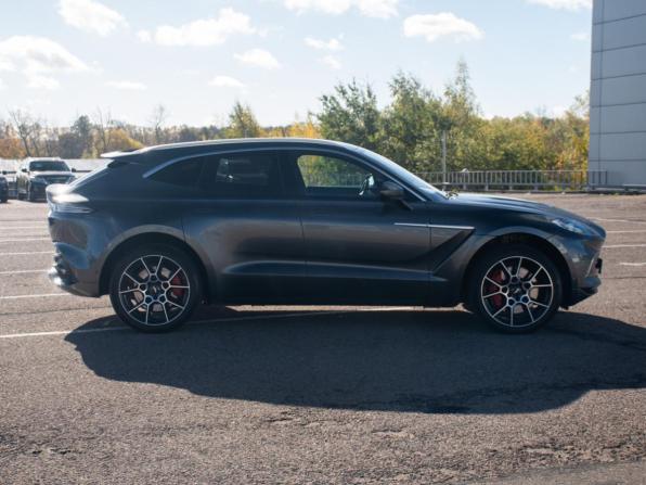 Aston Martin DBX I с пробегом 2021 года, цена 20 092 050 рублей, 69477 км, внедорожник, Автокод Объявления