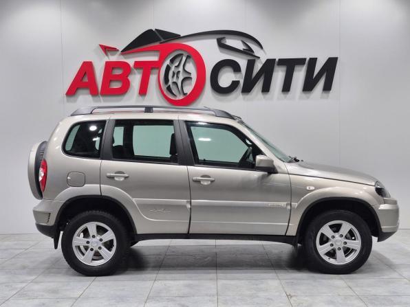 Chevrolet Niva I Рестайлинг с пробегом 2017 года, цена 749 000 рублей, 82054 км, внедорожник, Автокод Объявления