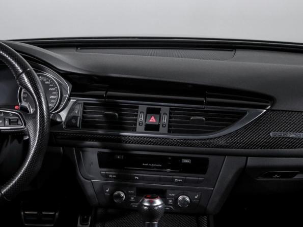 Audi RS 6 III (C7) Рестайлинг с пробегом 2016 года, цена 5 800 000 рублей, 124989 км, универсал, Автокод Объявления