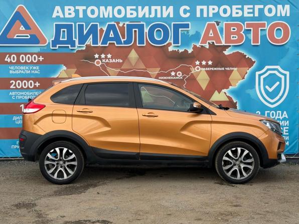 Lada (ВАЗ) XRAY I с пробегом 2019 года, цена 890 000 рублей, 181000 км, хэтчбек, Автокод Объявления