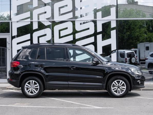 Volkswagen Tiguan I Рестайлинг с пробегом 2014 года, цена 1 292 000 рублей, 215901 км, внедорожник, Автокод Объявления