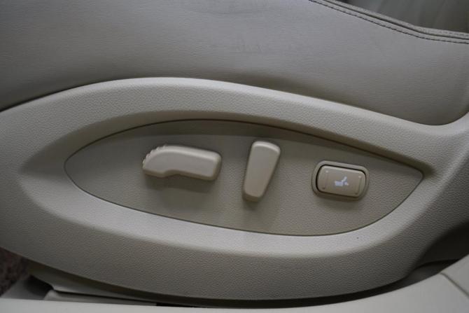 Infiniti FX II (S51) Рестайлинг с пробегом 2013 года, цена 2 155 000 рублей, 175000 км, внедорожник, Автокод Объявления