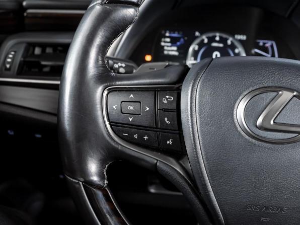 Lexus ES VII с пробегом 2019 года, цена 3 550 000 рублей, 82886 км, седан, Автокод Объявления