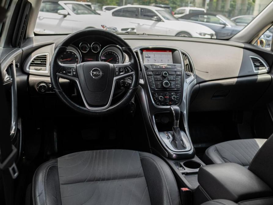 Opel Astra J Рестайлинг Сочи  - изображение 6