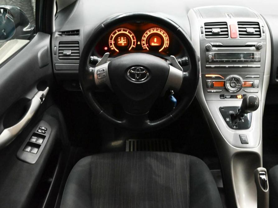 Toyota Auris I Екатеринбург  - изображение 12