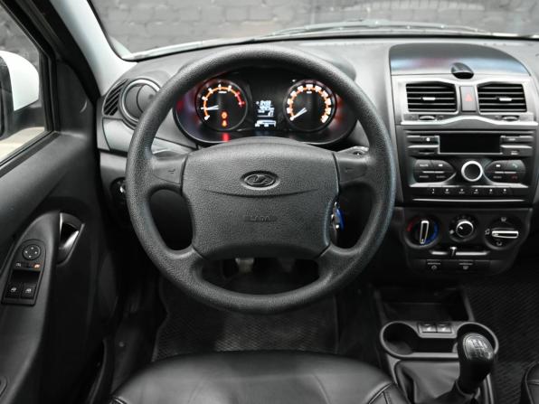Lada (ВАЗ) Granta I Рестайлинг с пробегом 2024 года, цена 850 000 рублей, 49421 км, седан, Автокод Объявления