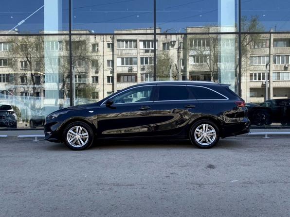 Kia Ceed III с пробегом 2021 года, цена 2 204 000 рублей, 39095 км, универсал, Автокод Объявления