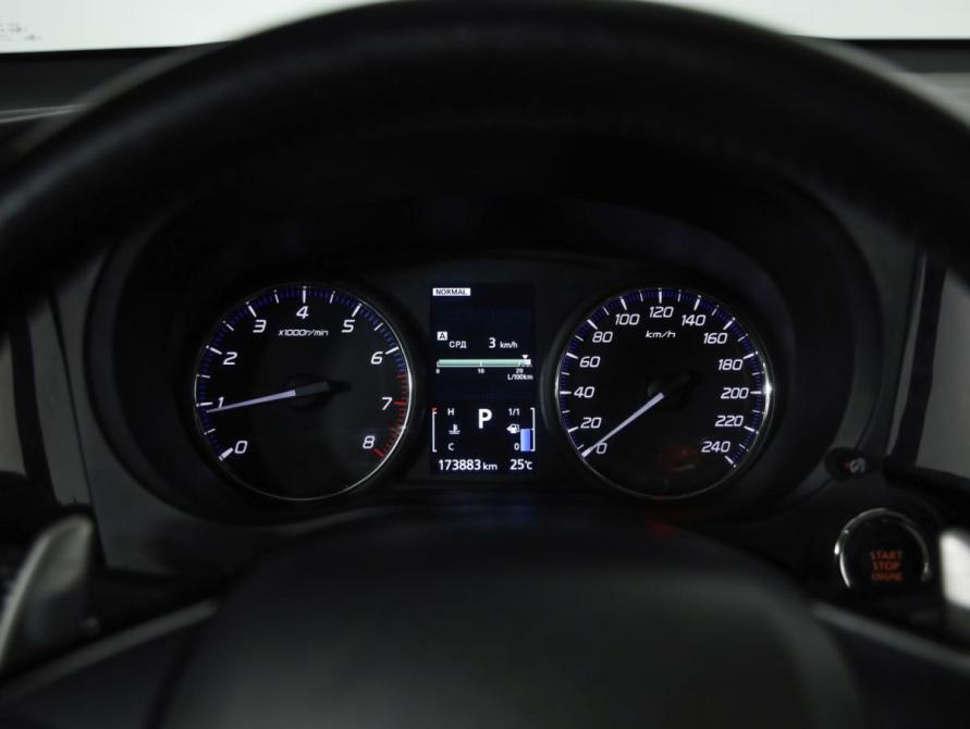 Mitsubishi Outlander III Рестайлинг 2 Санкт-Петербург  - изображение 13