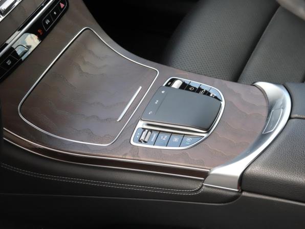 Mercedes-Benz GLC I (X253) Рестайлинг с пробегом 2019 года, цена 3 859 000 рублей, 65000 км, внедорожник, Автокод Объявления