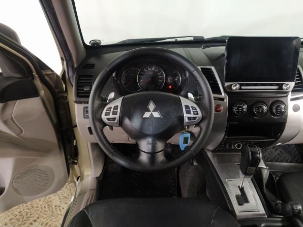 Mitsubishi Pajero Sport II с пробегом 2010 года, цена 1 303 000 рублей, 293000 км, внедорожник, Автокод Объявления