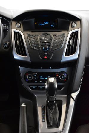 Ford Focus III с пробегом 2013 года, цена 890 000 рублей, 175154 км, универсал, Автокод Объявления
