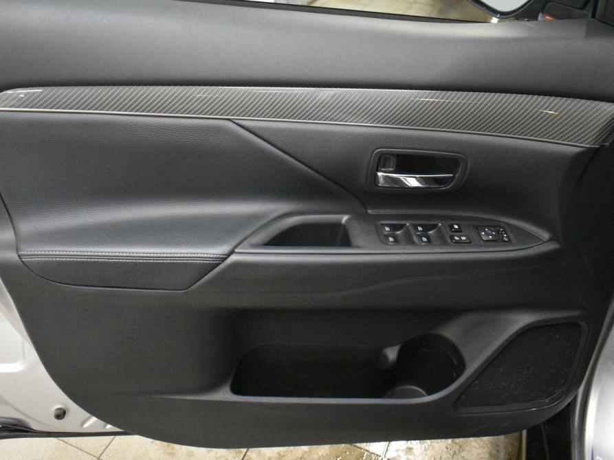 Mitsubishi Outlander III Рестайлинг 3 Мурманск  - изображение 5