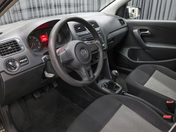 Volkswagen Polo V с пробегом 2012 года, цена 598 000 рублей, 252508 км, седан, Автокод Объявления