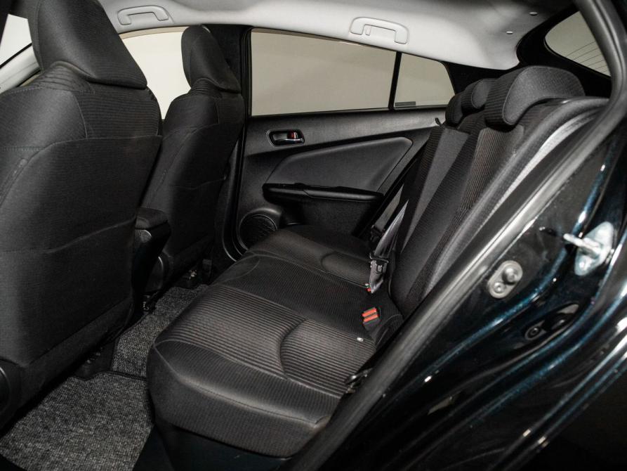 Toyota Prius IV (XW50) Иркутск  - изображение 7