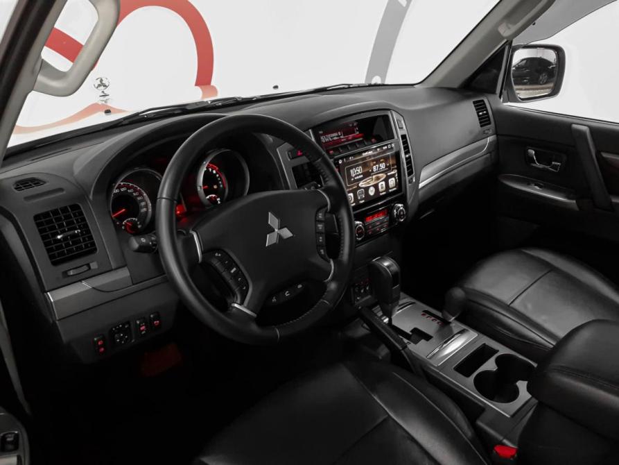 Mitsubishi Pajero IV Рестайлинг 2 Москва  - изображение 7