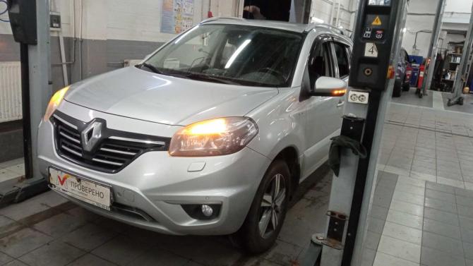 Renault Koleos I Рестайлинг 2 с пробегом 2014 года, цена 1 199 000 рублей, 122574 км, внедорожник, Автокод Объявления