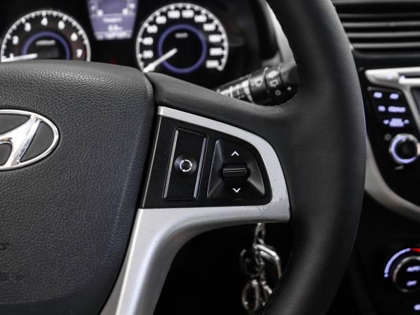 Hyundai Solaris I с пробегом 2013 года, цена 779 000 рублей, 167107 км, хэтчбек, Автокод Объявления