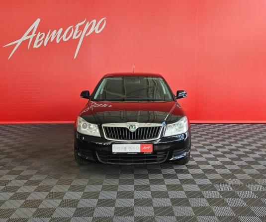 Skoda Octavia II (A5) Рестайлинг с пробегом 2010 года, цена 800 000 рублей, 109260 км, лифтбек, Автокод Объявления