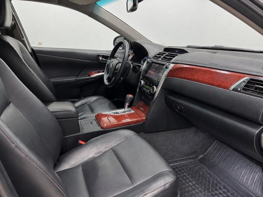 Toyota Camry VII (XV50) Кемерово  - изображение 21