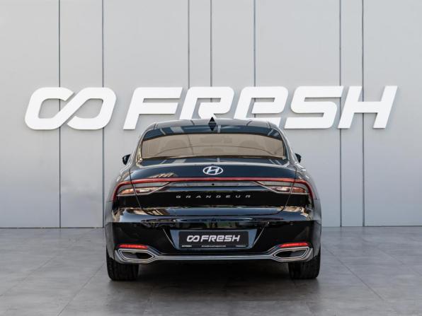 Hyundai Grandeur VI Рестайлинг с пробегом 2021 года, цена 3 130 000 рублей, 75209 км, седан, Автокод Объявления