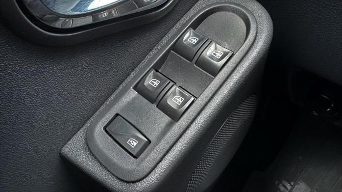 Renault Duster I Рестайлинг с пробегом 2016 года, цена 1 350 000 рублей, 156990 км, внедорожник, Автокод Объявления
