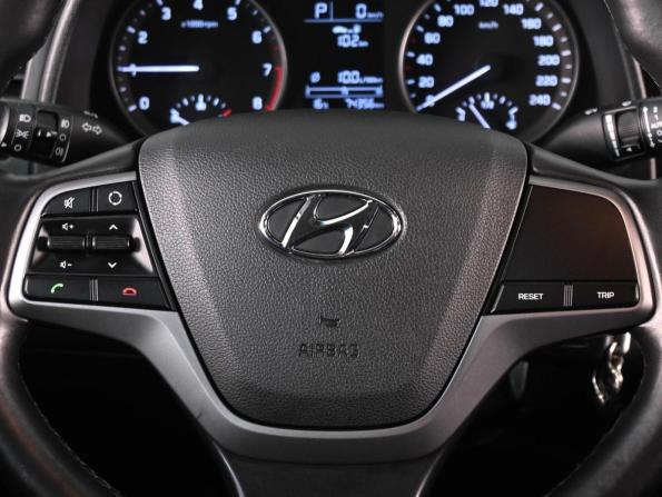 Hyundai Elantra VI (AD) с пробегом 2017 года, цена 1 699 000 рублей, 74356 км, седан, Автокод Объявления