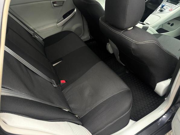 Toyota Prius III Рестайлинг (XW30) с пробегом 2013 года, цена 1 064 000 рублей, 160516 км, лифтбек, Автокод Объявления