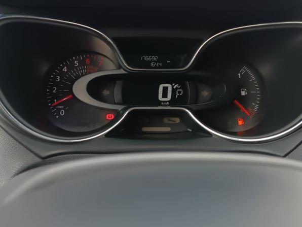 Renault Kaptur I с пробегом 2017 года, цена 1 150 000 рублей, 176692 км, внедорожник, Автокод Объявления