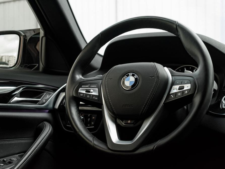 BMW 5 серии VII (G30/G31/G38) Екатеринбург  - изображение 15