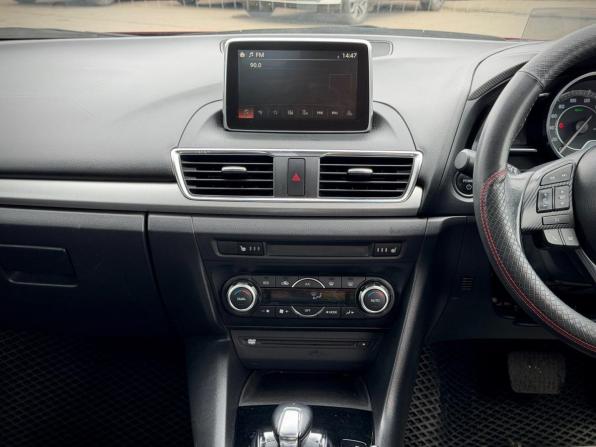 Mazda Axela III с пробегом 2014 года, цена 1 520 000 рублей, 113306 км, седан, Автокод Объявления