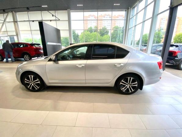 Skoda Octavia III (A7) с пробегом 2013 года, цена 985 000 рублей, 294581 км, лифтбек, Автокод Объявления