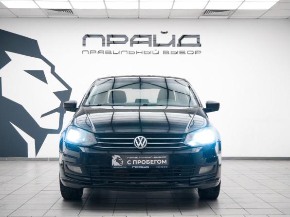 Volkswagen Polo V Рестайлинг с пробегом 2015 года, цена 739 900 рублей, 200000 км, седан, Автокод Объявления
