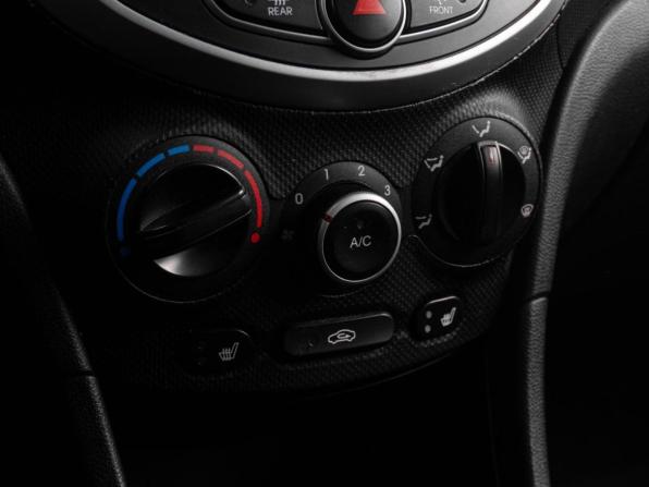 Hyundai Solaris I с пробегом 2011 года, цена 669 000 рублей, 248271 км, хэтчбек, Автокод Объявления