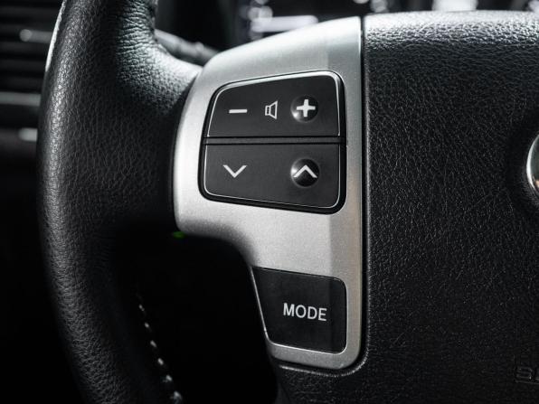 Toyota Land Cruiser 200 Series Рестайлинг 1 с пробегом 2012 года, цена 4 134 000 рублей, 123976 км, внедорожник, Автокод Объявления