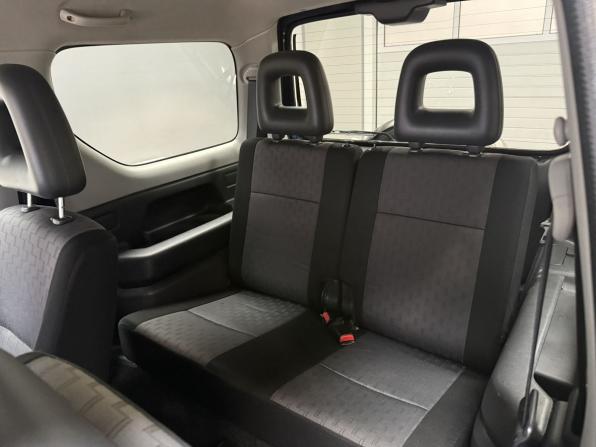 Suzuki Jimny III Рестайлинг 1 с пробегом 2008 года, цена 960 000 рублей, 161000 км, внедорожник, Автокод Объявления