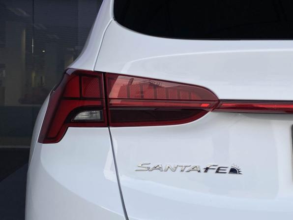 Hyundai Santa Fe IV Рестайлинг с пробегом 2021 года, цена 3 500 000 рублей, 77241 км, внедорожник, Автокод Объявления