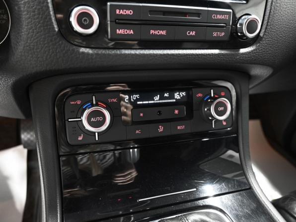 Volkswagen Touareg II с пробегом 2011 года, цена 1 795 000 рублей, 285267 км, внедорожник, Автокод Объявления